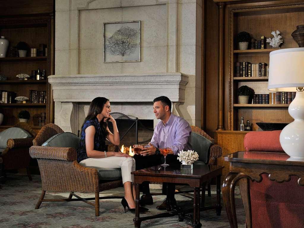 Fairmont Southampton Hotel Ресторант снимка