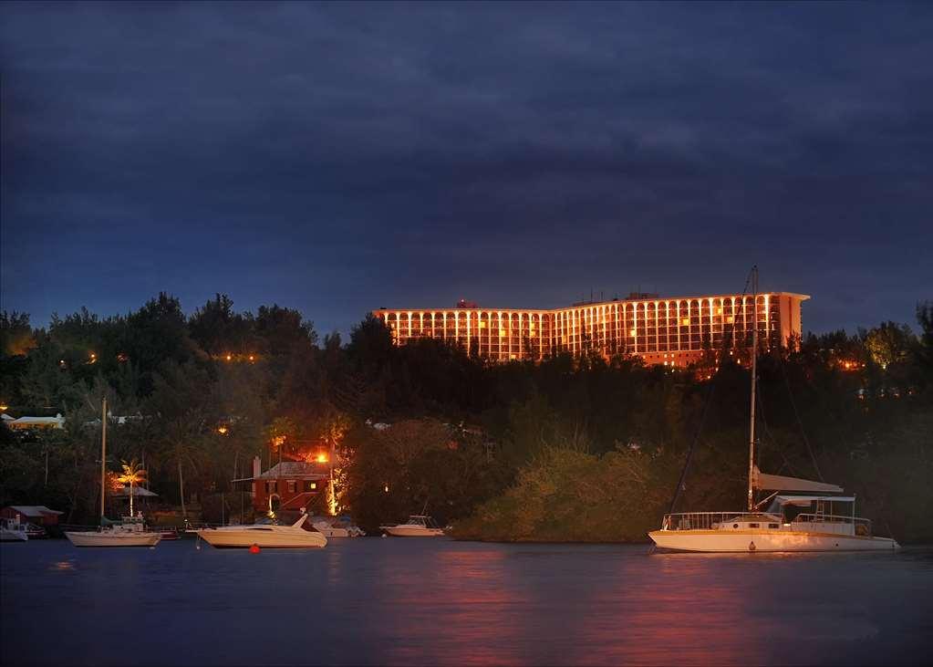 Fairmont Southampton Hotel Екстериор снимка
